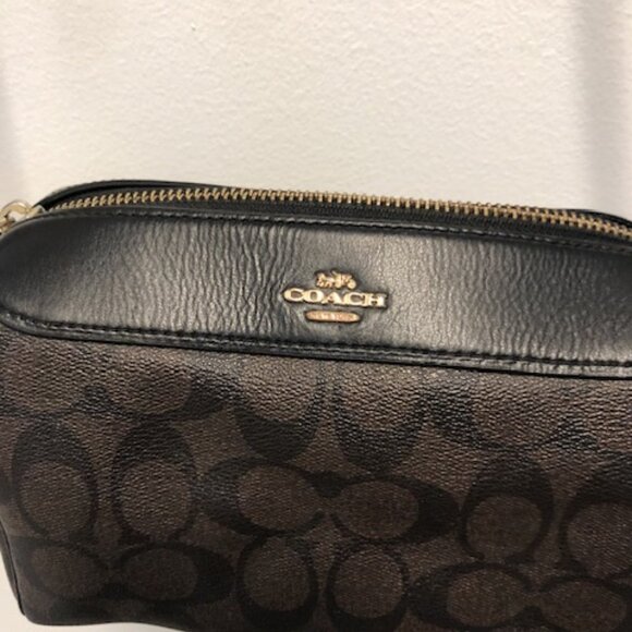 Coach Purse - Picture 2 of 4